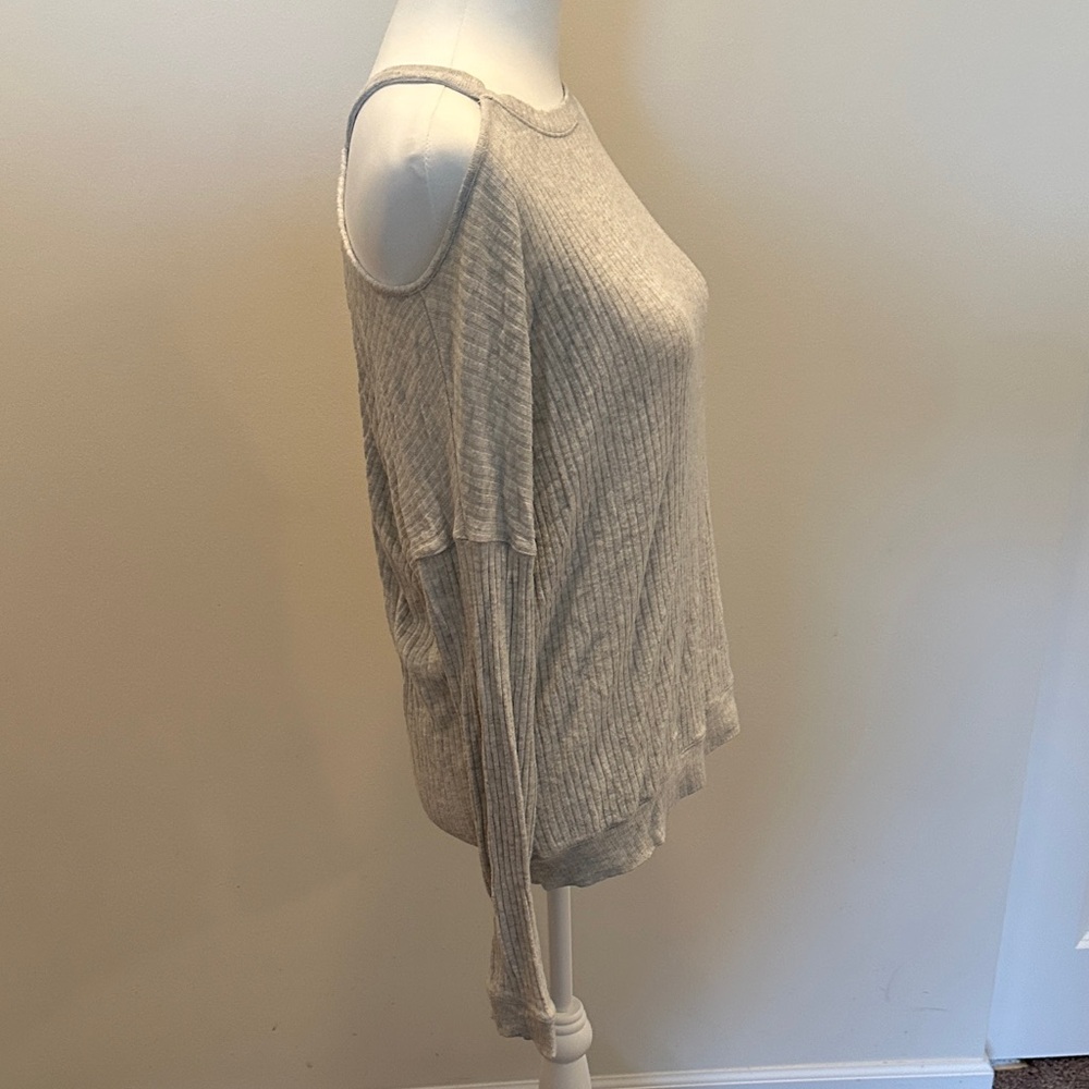 Splendid Light Gray Ribbed Women's Sweatshirt - Picture 2 of 5